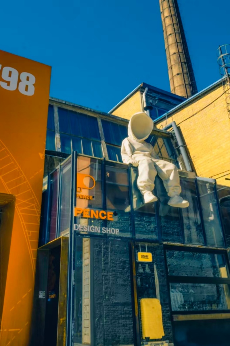 Private Mutianyu Great Wall + 798 Art District